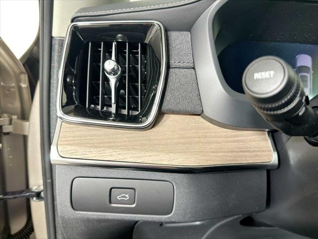 new 2025 Volvo XC90 car, priced at $63,065
