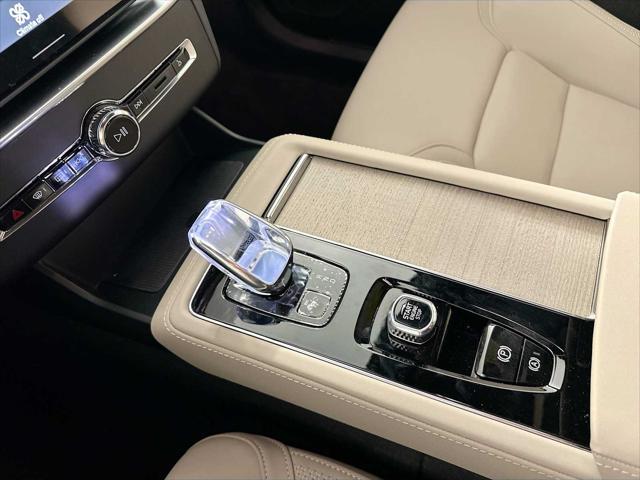 new 2025 Volvo XC90 car, priced at $70,890