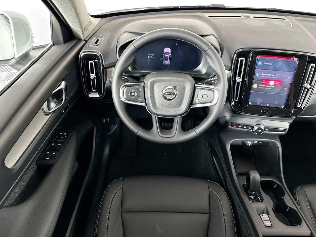 used 2025 Volvo XC40 car, priced at $38,900