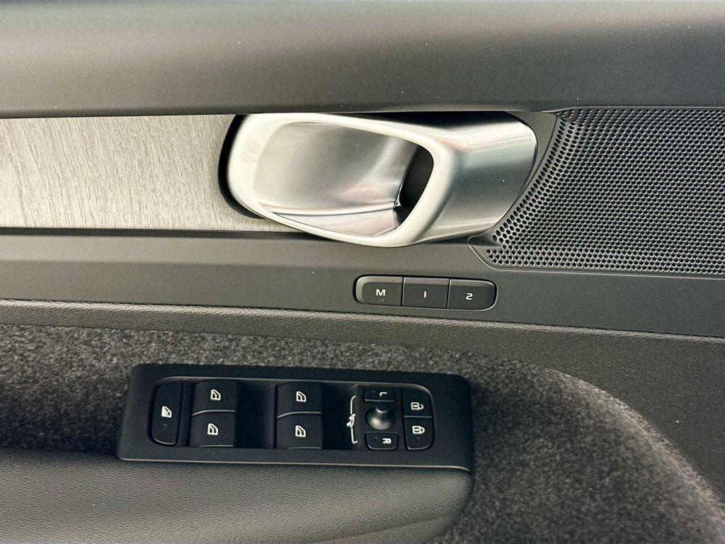 used 2025 Volvo XC40 car, priced at $38,900