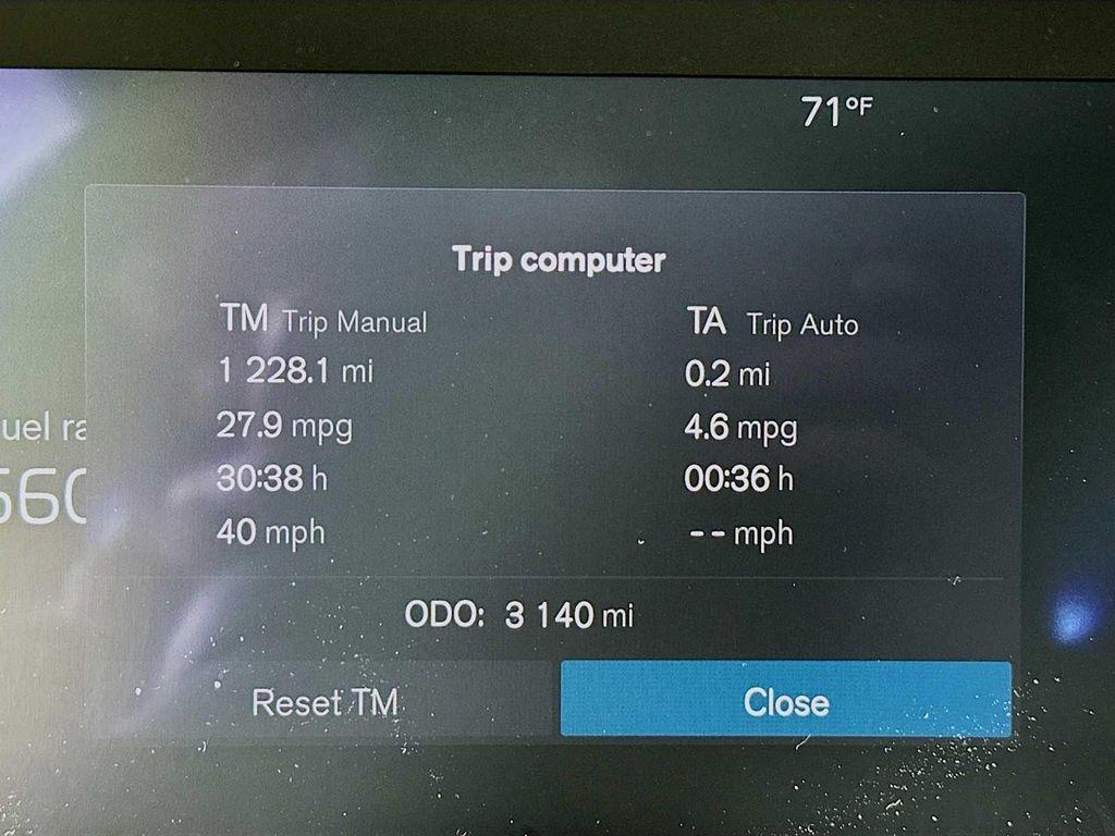 used 2025 Volvo XC40 car, priced at $38,900