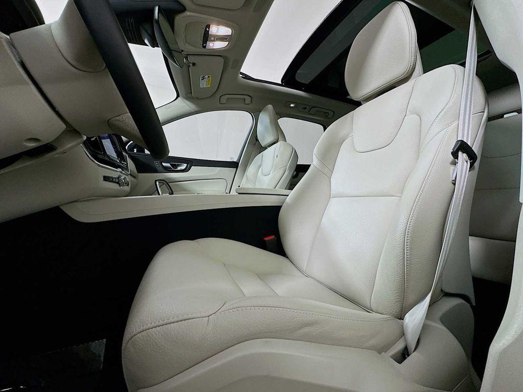 used 2025 Volvo XC60 car, priced at $43,700