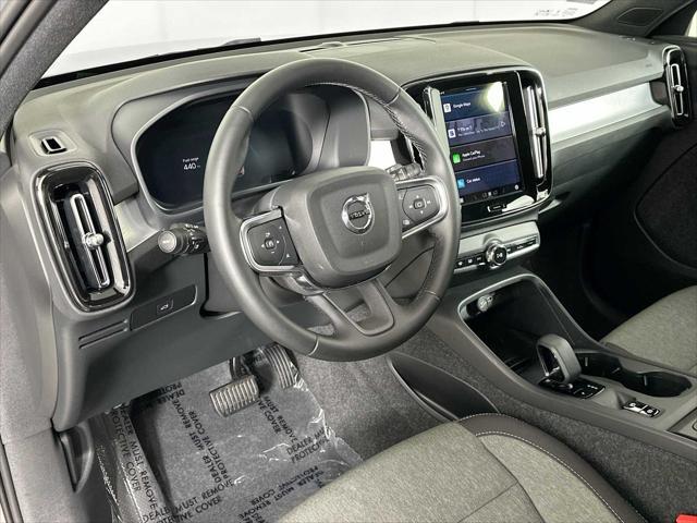 used 2025 Volvo XC40 car, priced at $34,700