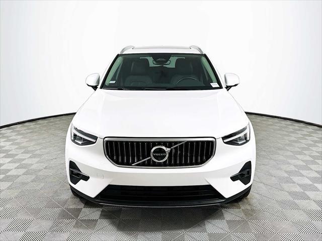 used 2025 Volvo XC40 car, priced at $41,700