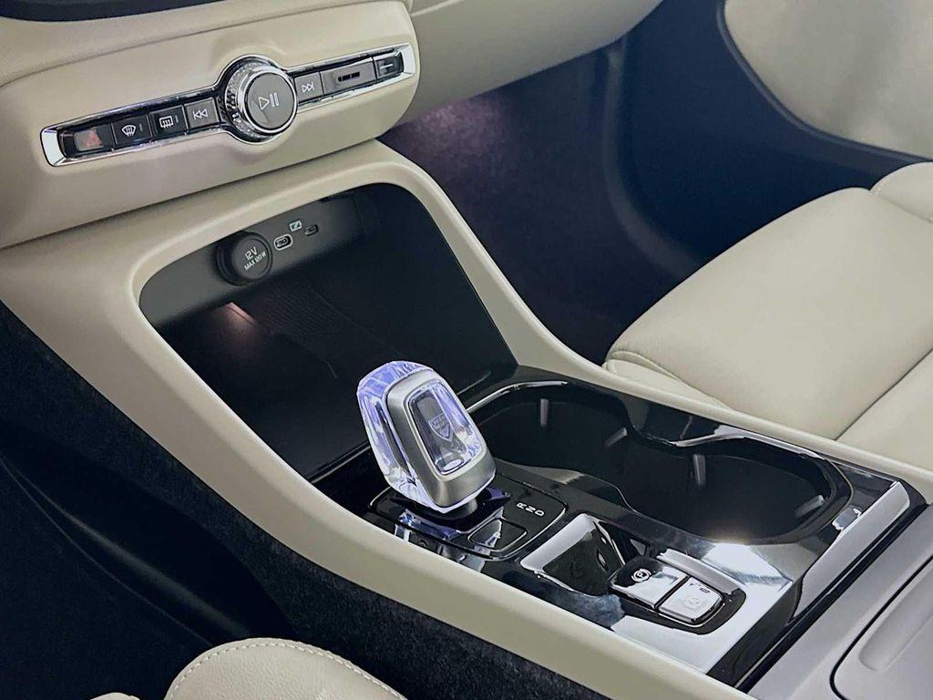 new 2026 Volvo XC40 car, priced at $48,025