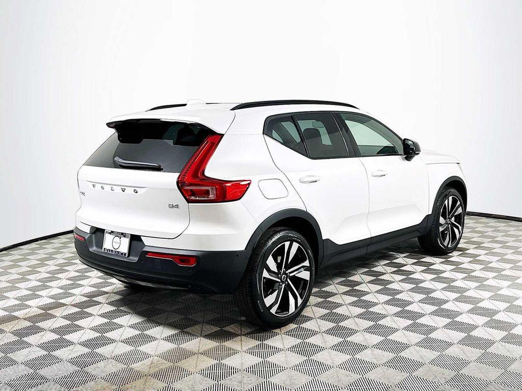 new 2026 Volvo XC40 car, priced at $48,025