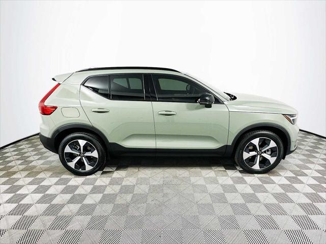 new 2025 Volvo XC40 car, priced at $49,780