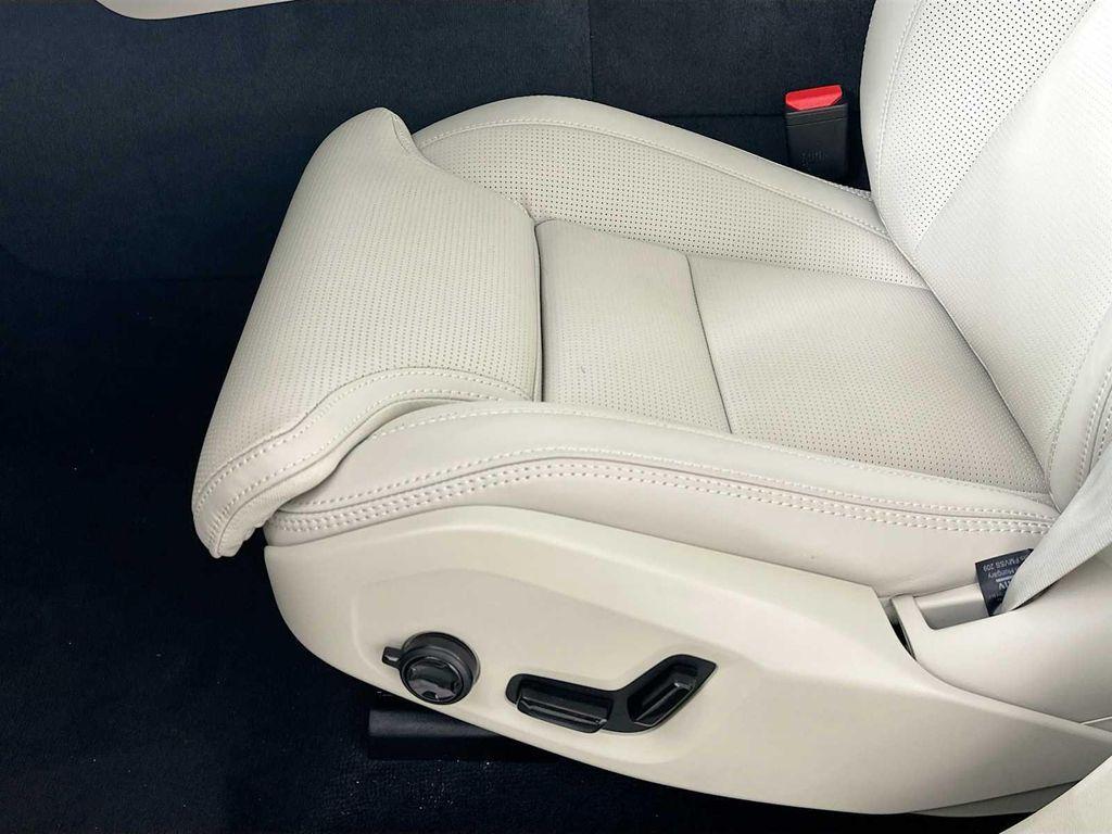 new 2026 Volvo XC60 Plug-In Hybrid car, priced at $75,235