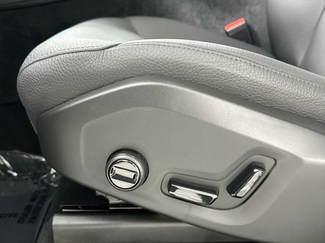 used 2025 Volvo XC90 car, priced at $61,700