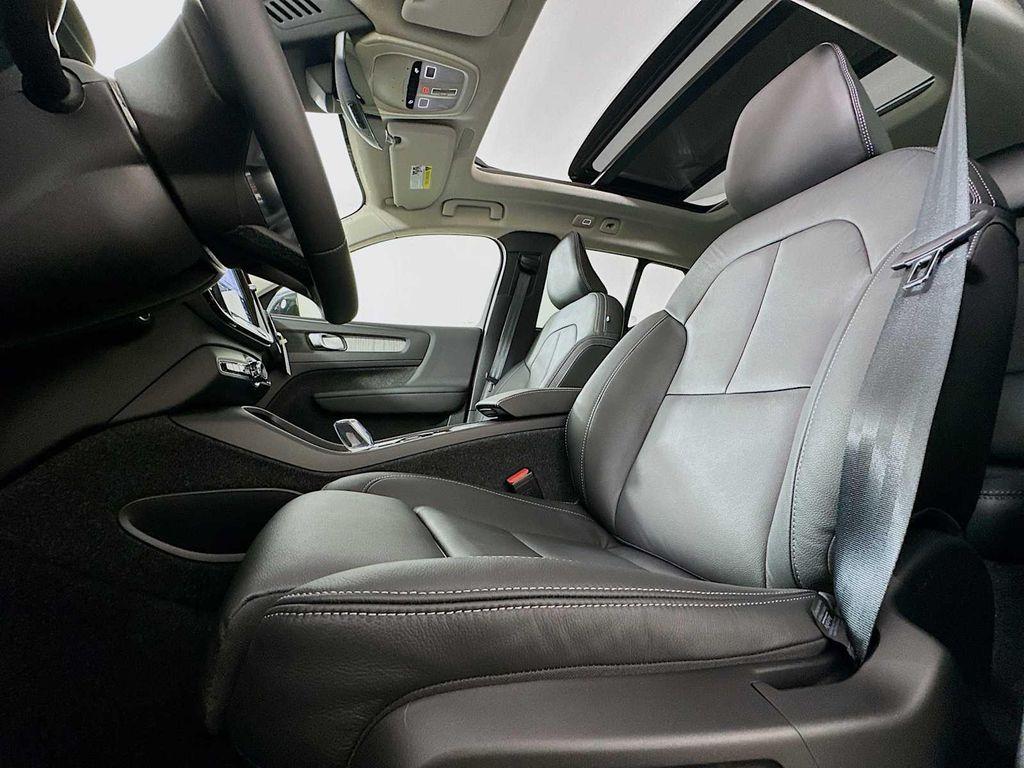 new 2026 Volvo XC40 car, priced at $50,600