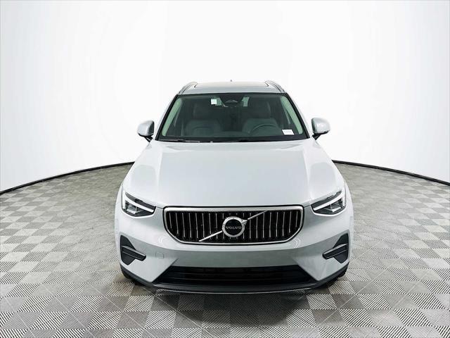 new 2025 Volvo XC40 car, priced at $46,810