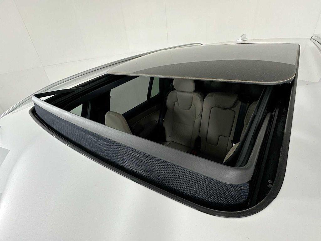 new 2025 Volvo XC90 car, priced at $69,545