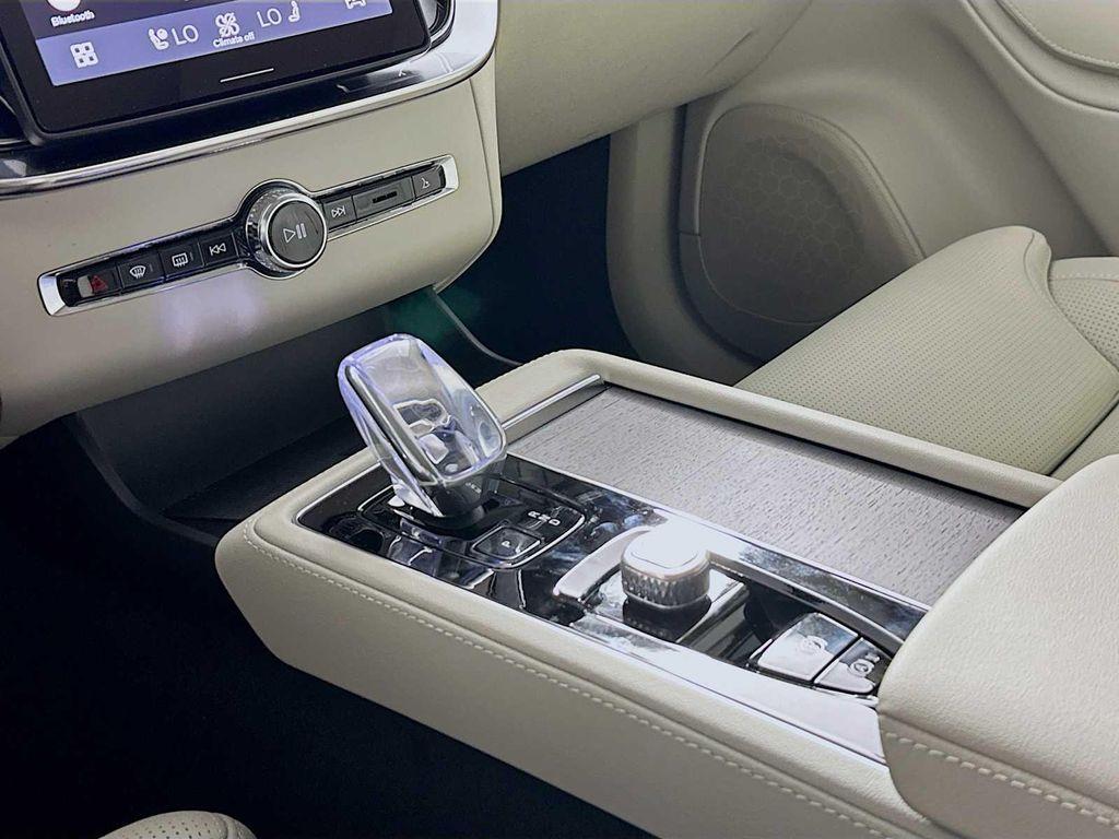 new 2026 Volvo XC90 Plug-In Hybrid car, priced at $93,475