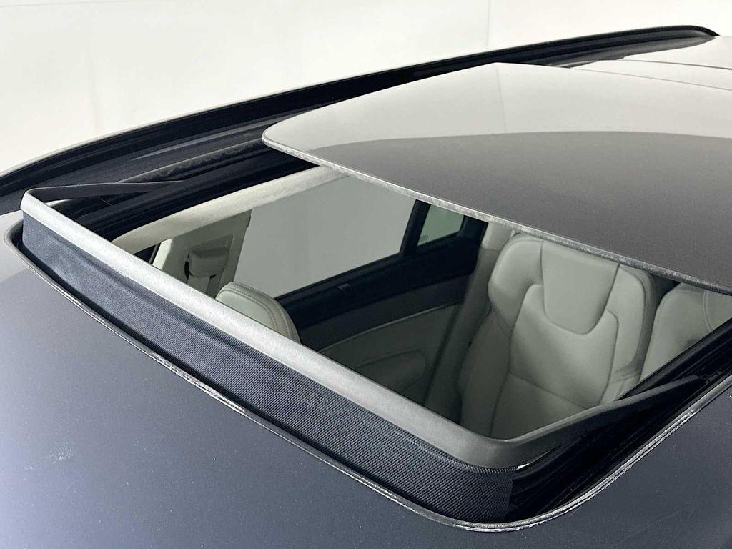 new 2026 Volvo XC90 Plug-In Hybrid car, priced at $93,475