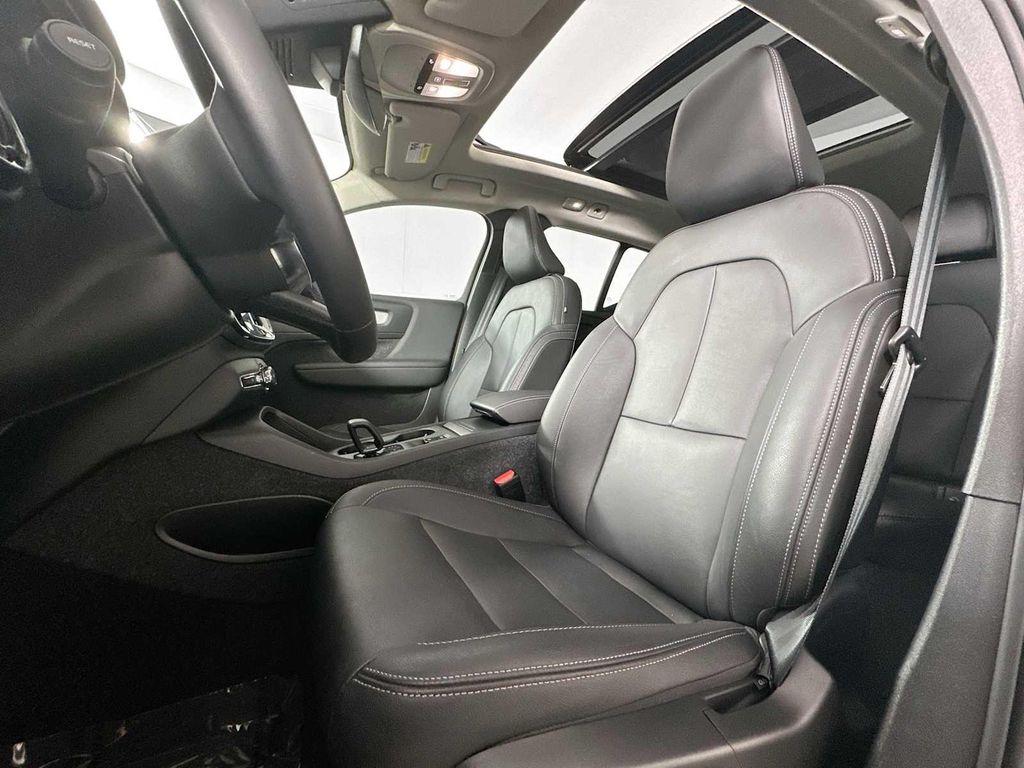 used 2025 Volvo XC40 car, priced at $42,100