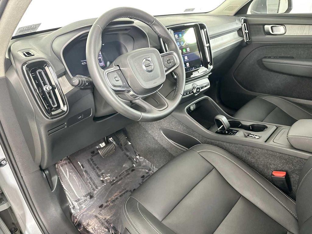 used 2025 Volvo XC40 car, priced at $42,100