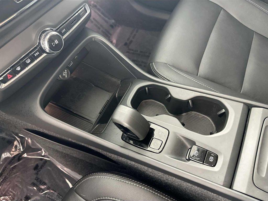 used 2025 Volvo XC40 car, priced at $42,100