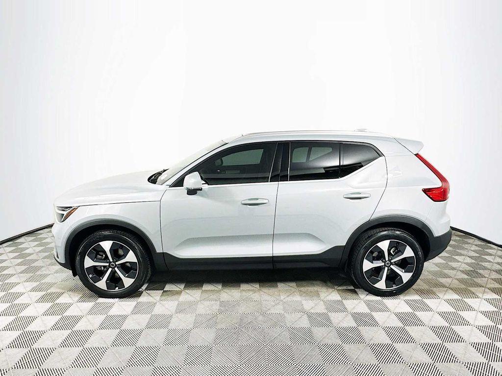 used 2025 Volvo XC40 car, priced at $42,100
