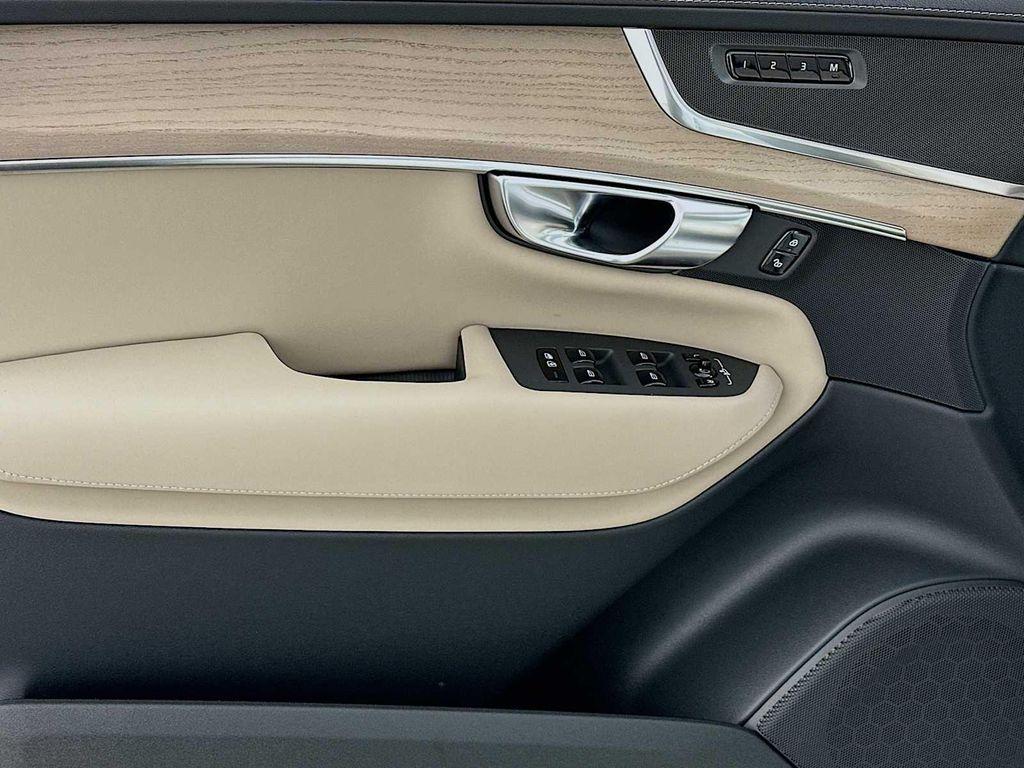 new 2026 Volvo XC90 car, priced at $62,345