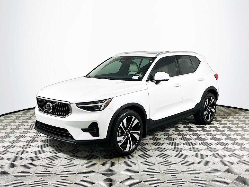 used 2024 Volvo XC40 car, priced at $36,700
