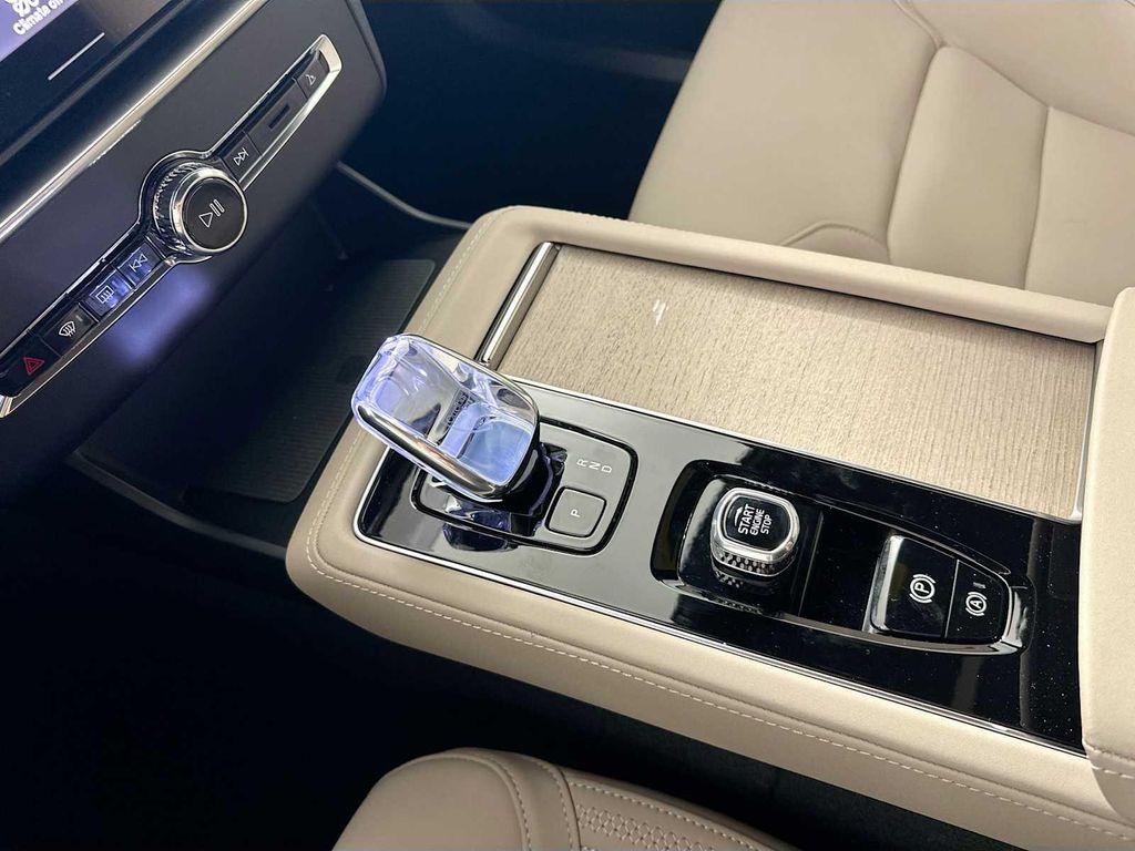 new 2026 Volvo XC90 car, priced at $68,035