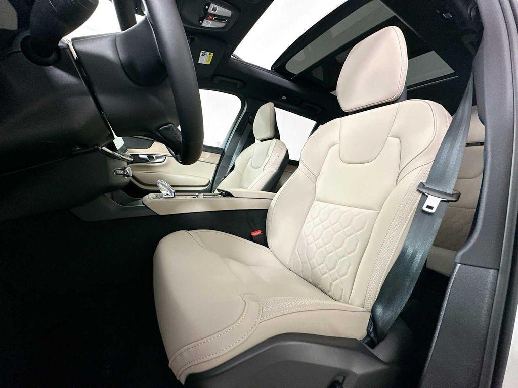 new 2026 Volvo XC90 car, priced at $68,035