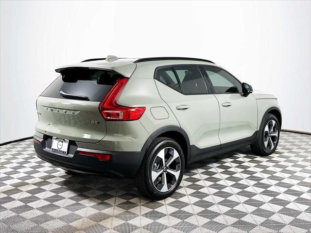 new 2024 Volvo XC40 car, priced at $45,330