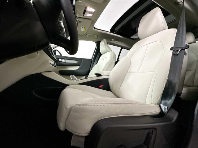 new 2025 Volvo XC40 car, priced at $48,215
