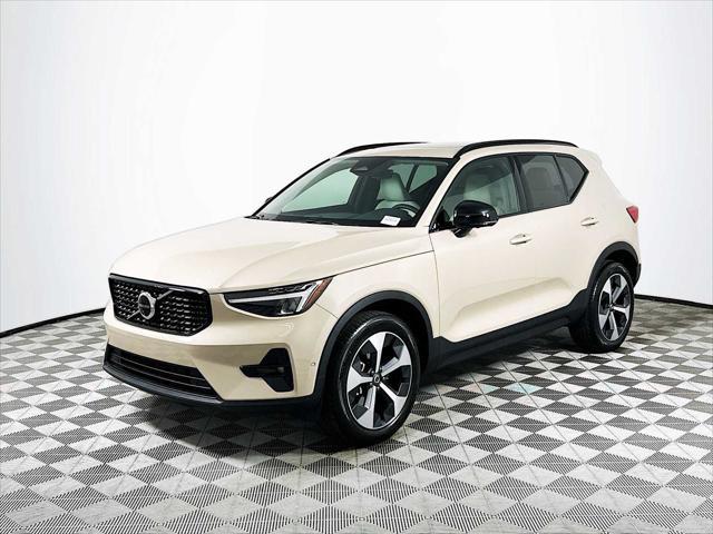 new 2025 Volvo XC40 car, priced at $48,215