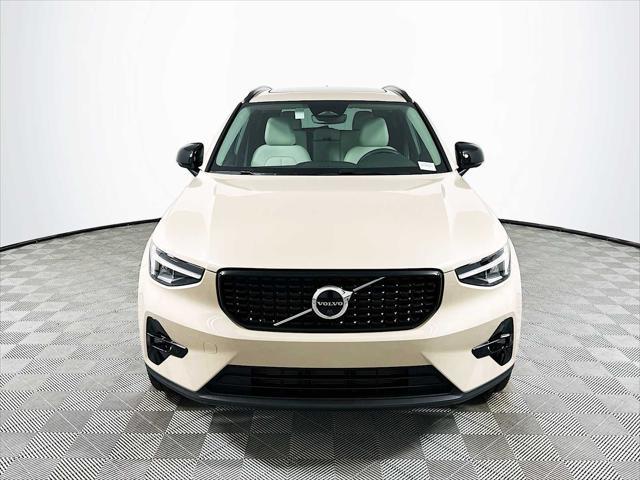 new 2025 Volvo XC40 car, priced at $48,215