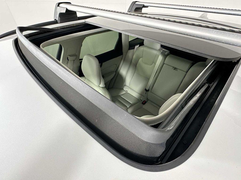 used 2023 Volvo XC60 car, priced at $34,300