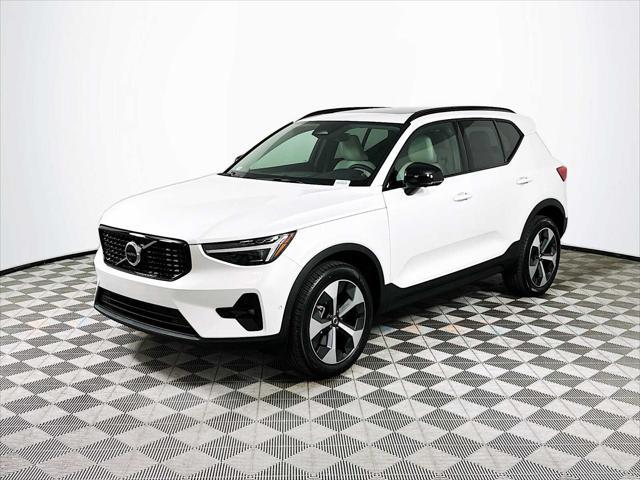 new 2025 Volvo XC40 car, priced at $48,315