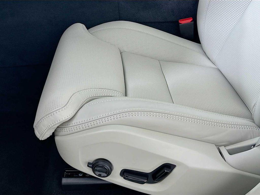 new 2026 Volvo XC60 Plug-In Hybrid car, priced at $81,005