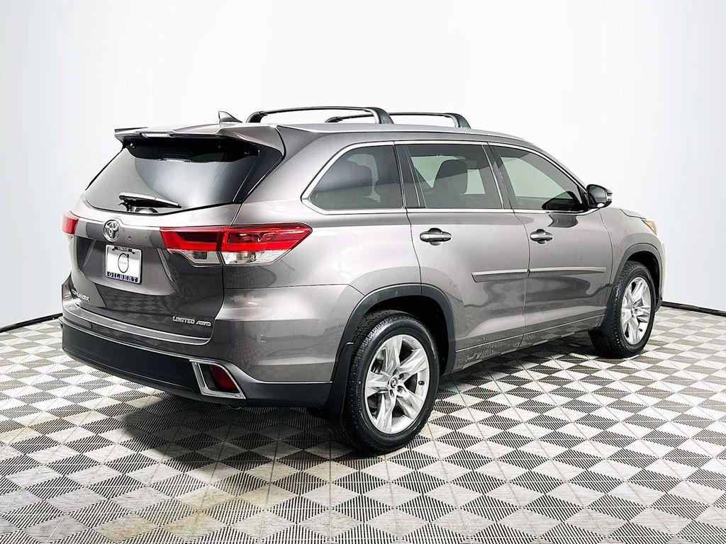 used 2018 Toyota Highlander car, priced at $24,700