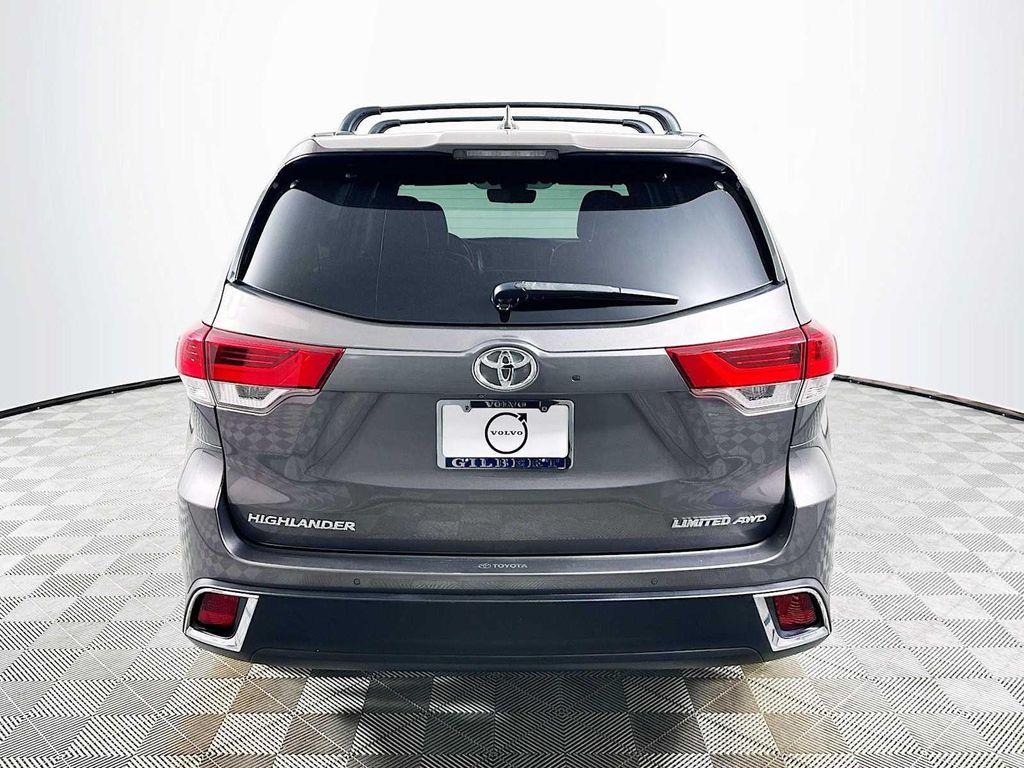 used 2018 Toyota Highlander car, priced at $24,700