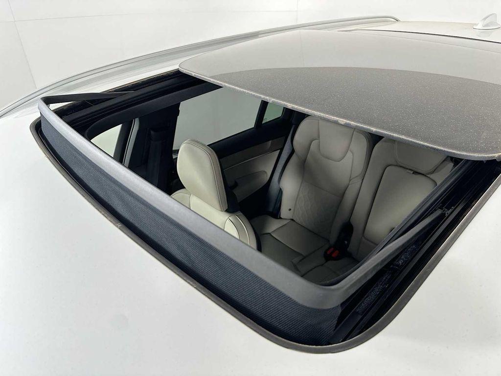 new 2026 Volvo XC90 car, priced at $68,230