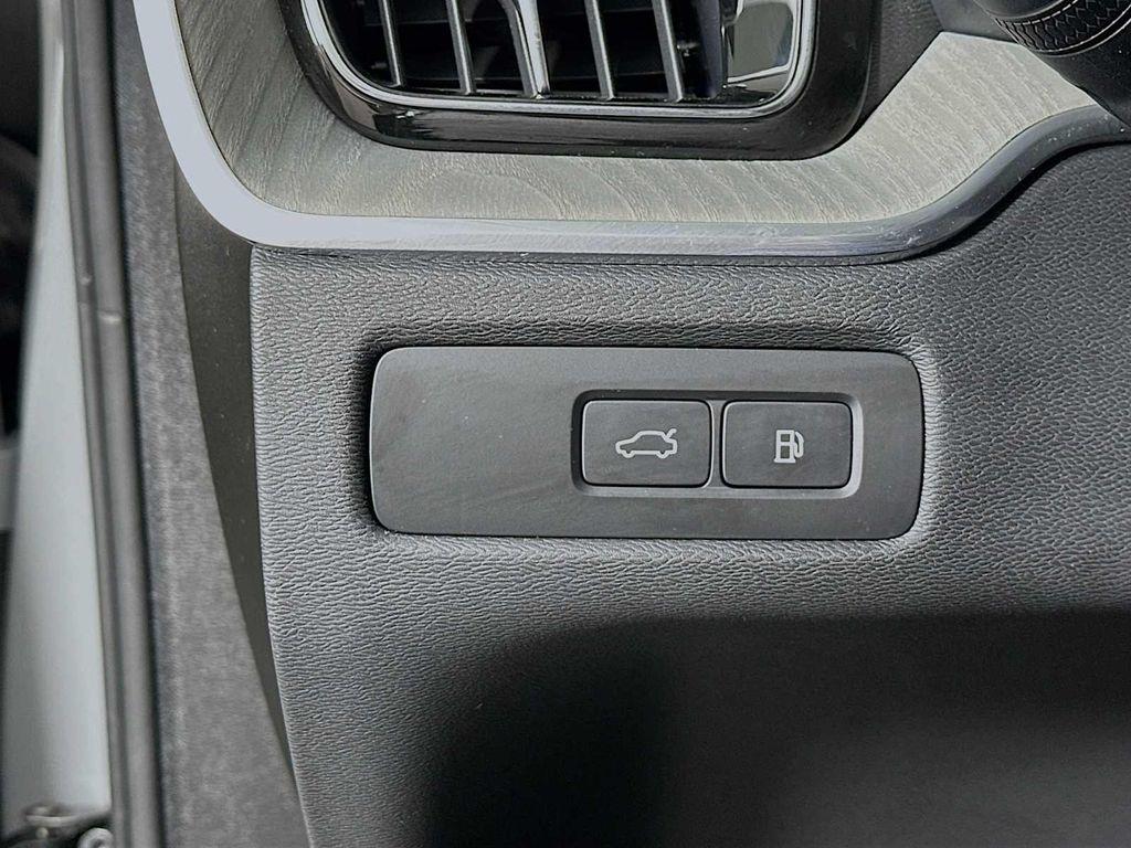 used 2025 Volvo XC60 Plug-In Hybrid car, priced at $62,300