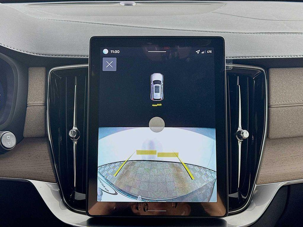 new 2026 Volvo XC90 car, priced at $62,345