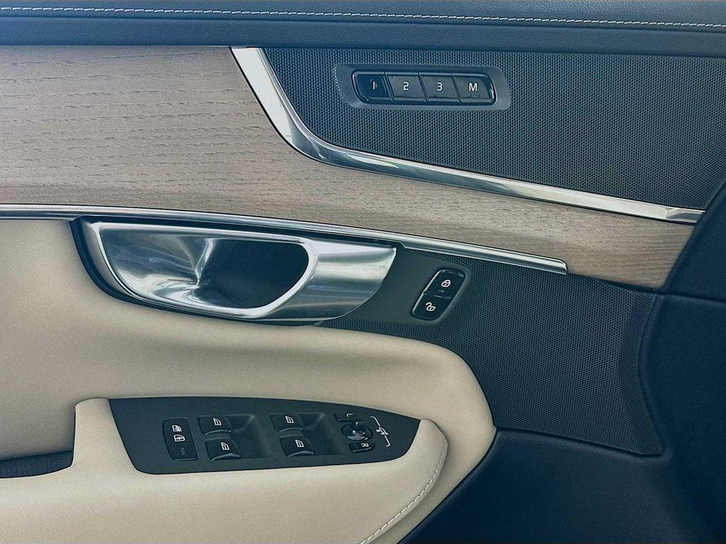 new 2026 Volvo XC90 car, priced at $62,345