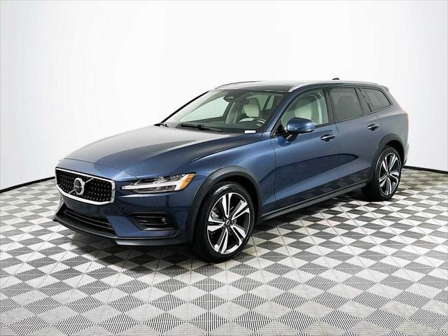 used 2023 Volvo V60 Cross Country car, priced at $39,900