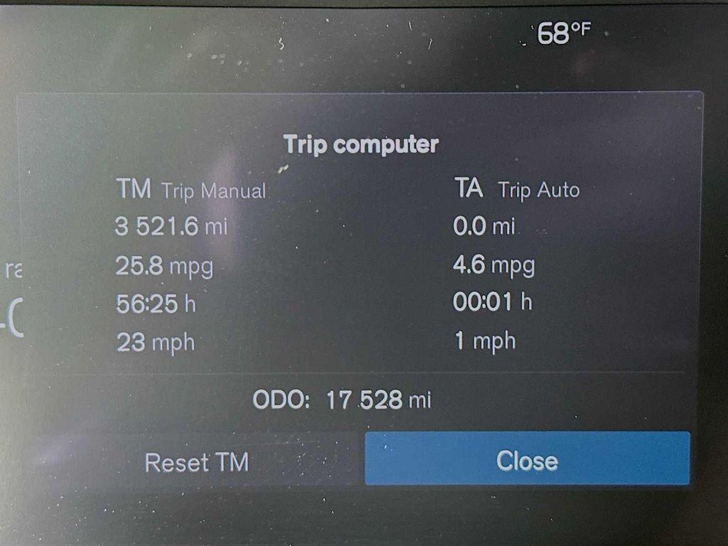 used 2023 Volvo XC40 car, priced at $33,300