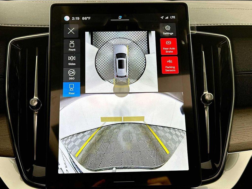 new 2025 Volvo XC90 car, priced at $70,890