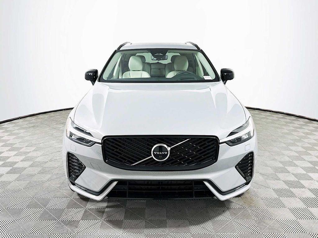 new 2026 Volvo XC60 car, priced at $63,920