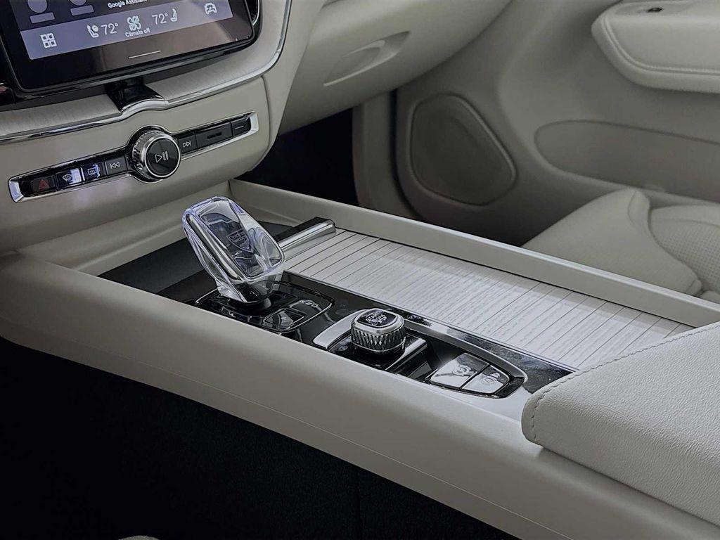 new 2026 Volvo XC60 car, priced at $63,920