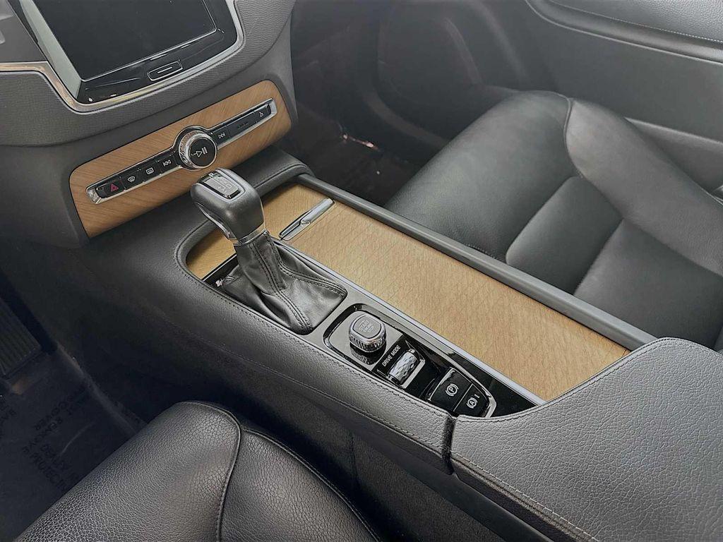 used 2021 Volvo XC90 car, priced at $25,700