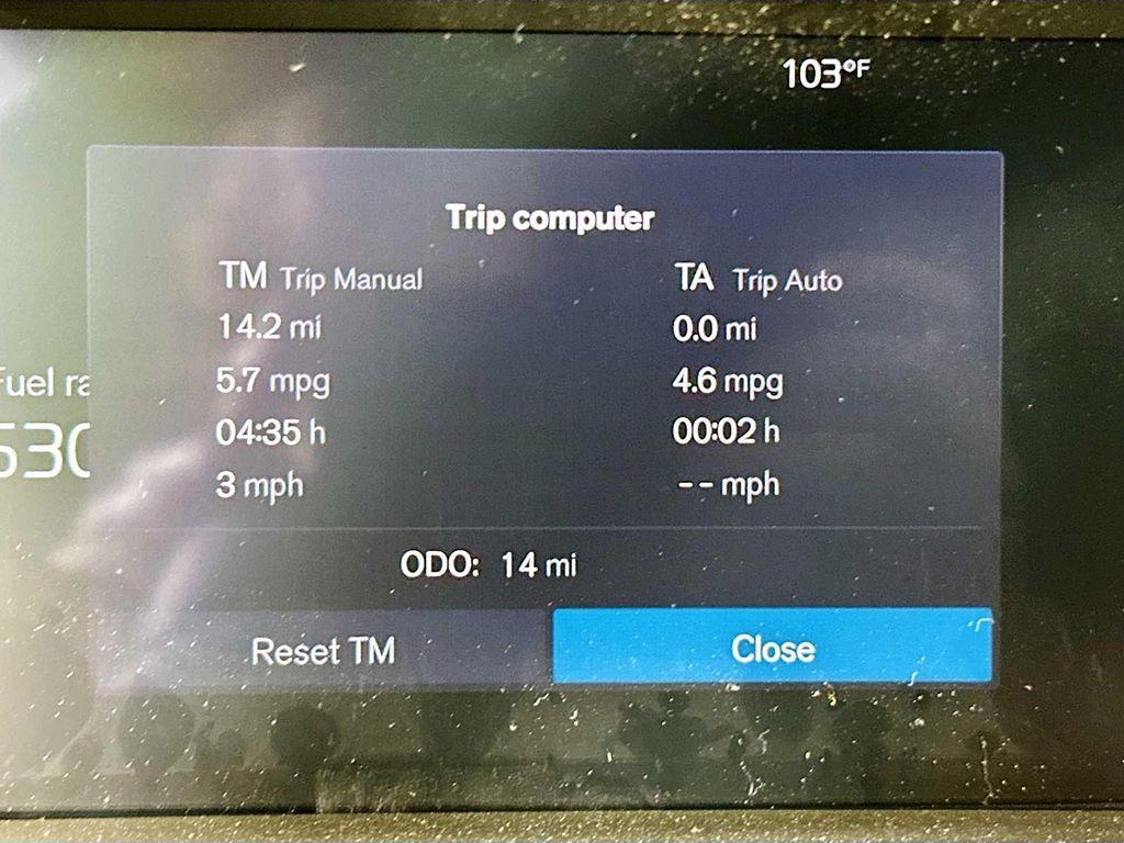 new 2025 Volvo XC40 car, priced at $46,075
