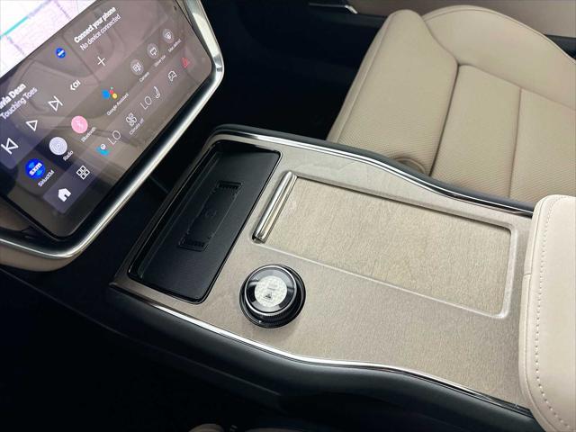 new 2025 Volvo EX90 car, priced at $90,040