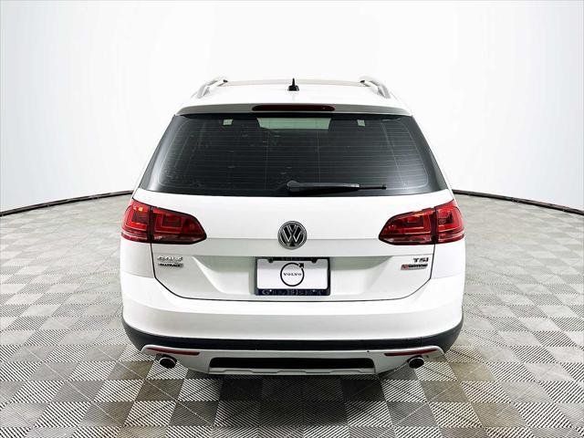 used 2017 Volkswagen Golf Alltrack car, priced at $18,300