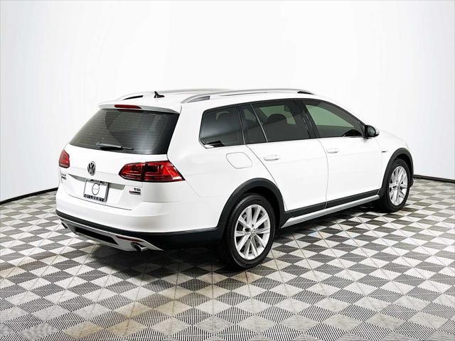 used 2017 Volkswagen Golf Alltrack car, priced at $18,300