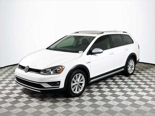 used 2017 Volkswagen Golf Alltrack car, priced at $18,300